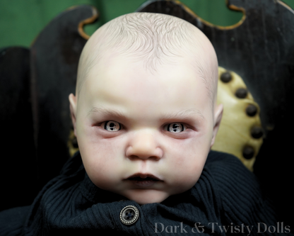 Gabriel Vampire (Cuddle)
