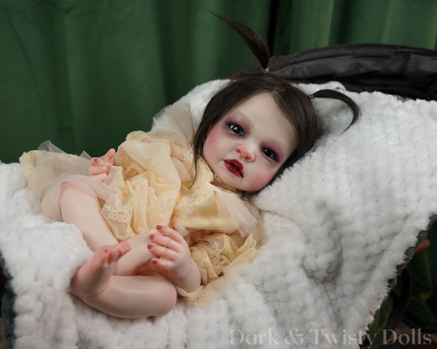 Shyann: Victorian Goth