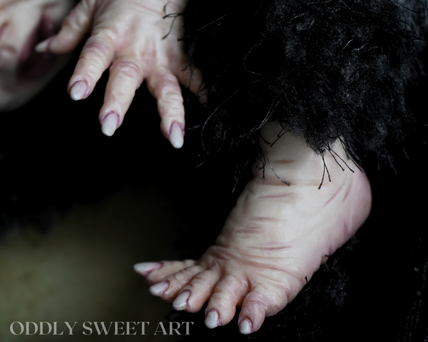 upclose details of hands and feet