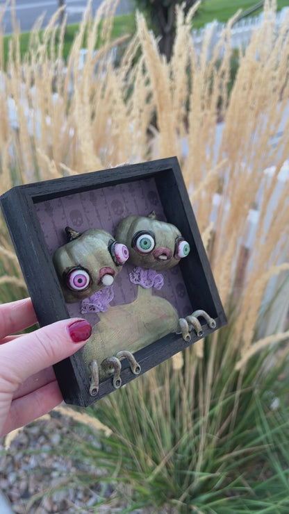 Oogle Twins- 3D Framed Pumpkin